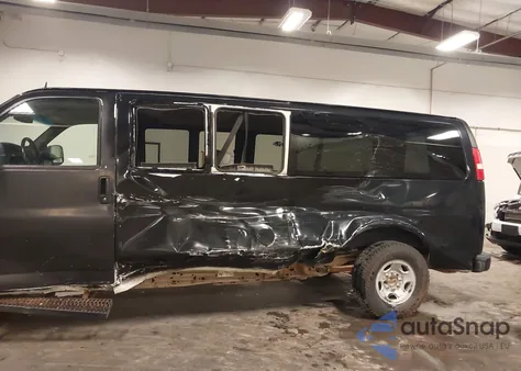 2013 GMC Savana 3500 Ls из США, поврежденный, VIN 1GJZ7ZFG3D1157591